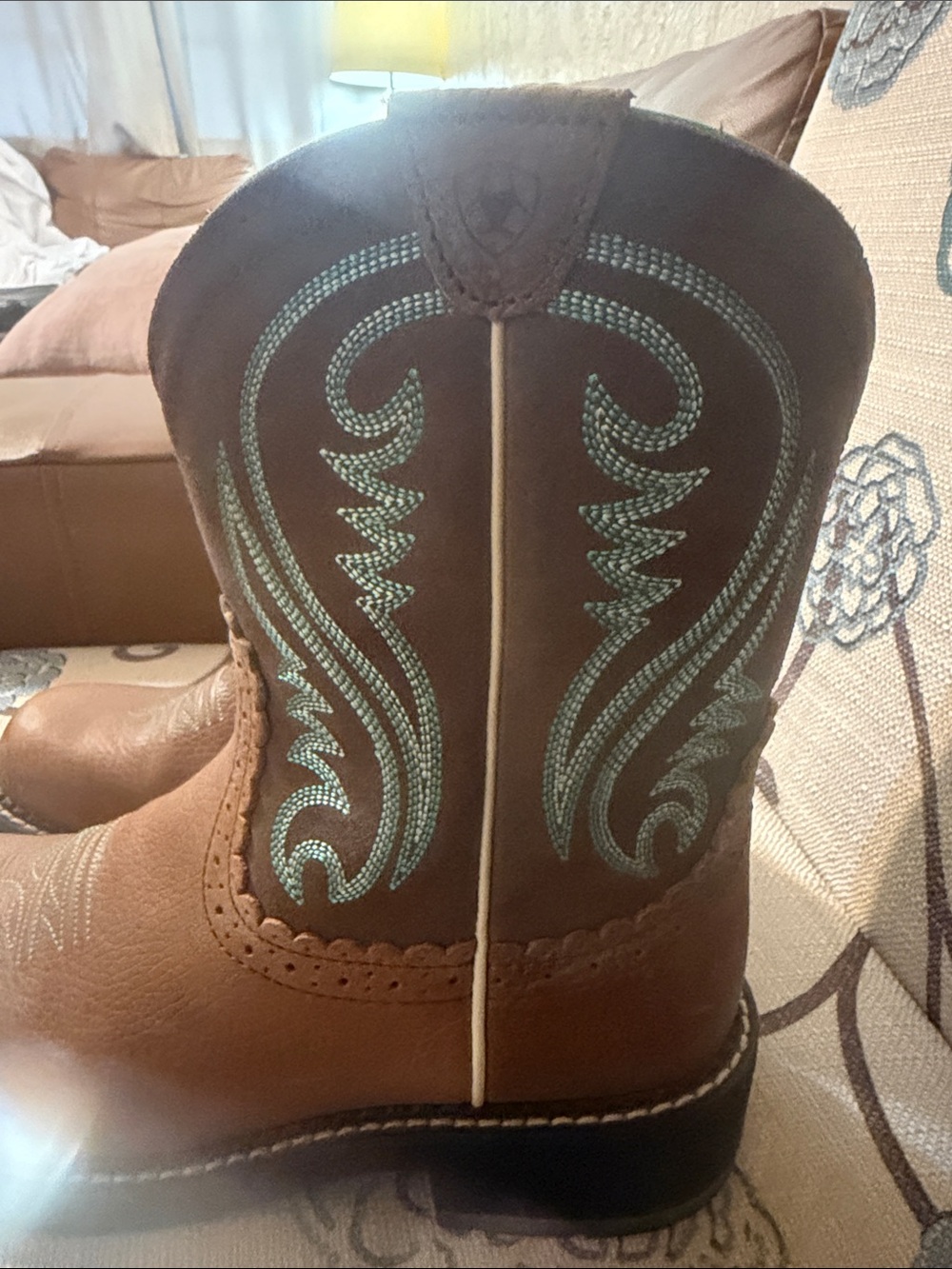 Ariat Fat Baby brown boots with turquoise stitching size 8 - Picture 2 of 4
